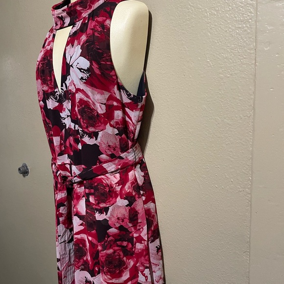 White House Black Market Red and Black Floral pants&Jumpsuits looks New perfect - Picture 4 of 16